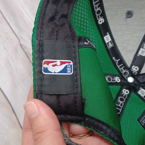 Boston Celtics cap. Heather gray & green. #NBA#CelticsLogo#Basketball#Cap - Picture 7 of 8